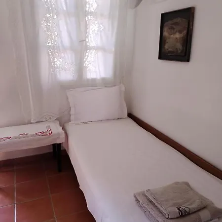 Διαμέρισμα Tzo Apartment *