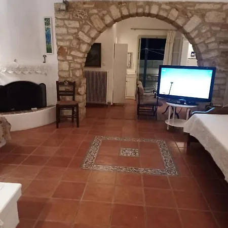 Tzo Apartment